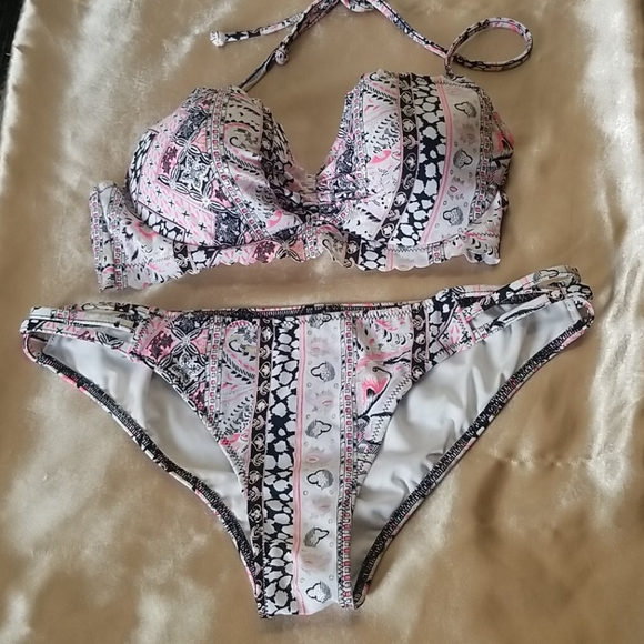Victoria's Secret Paisley 2 Piece Swimsuit 32C